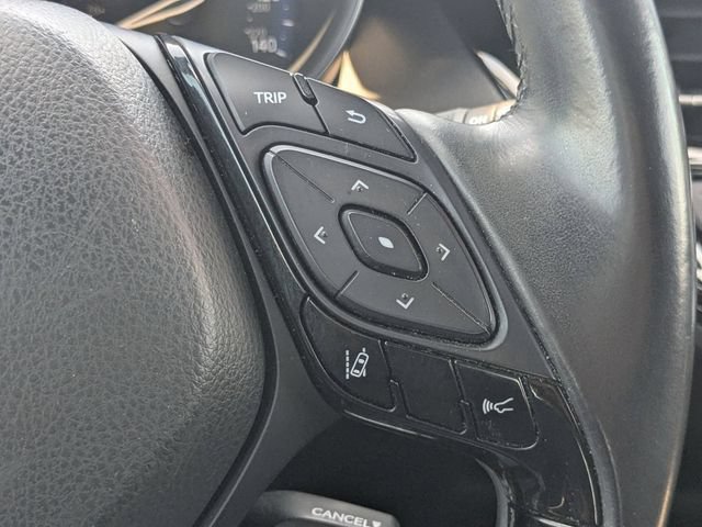 Used 2019 Toyota C-HR Limited FWD image 26