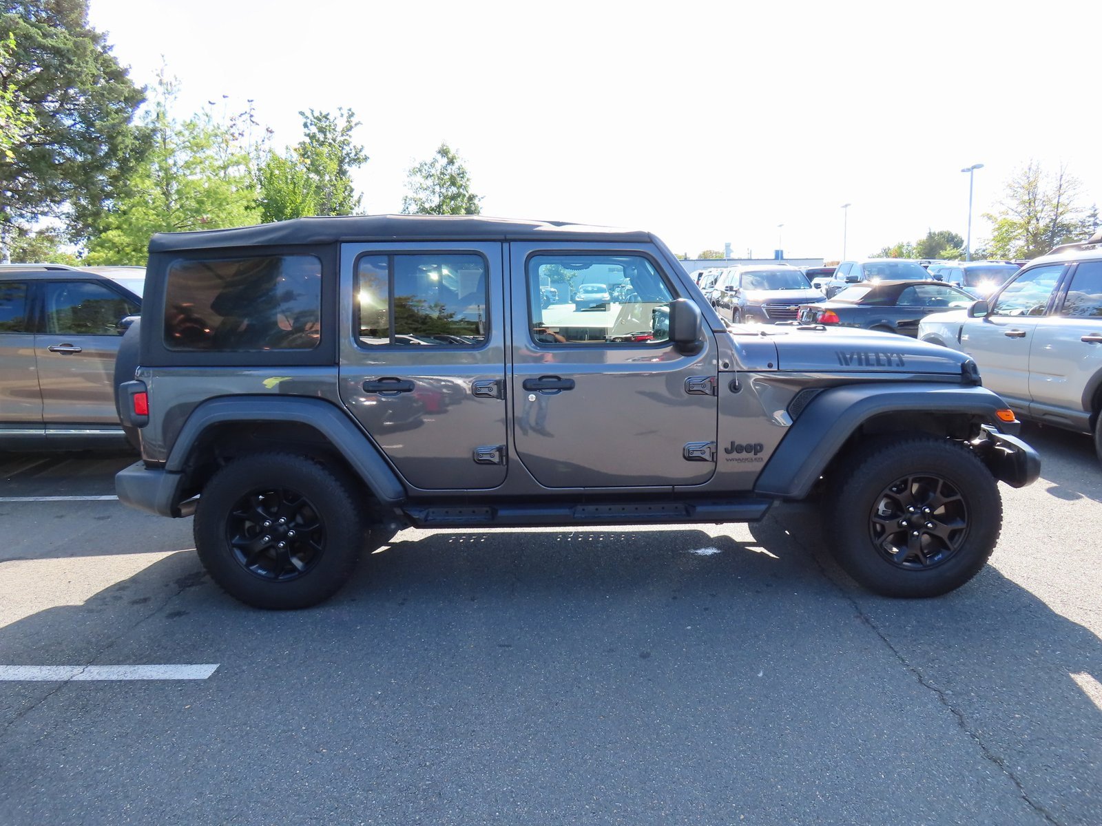 Used 2021 Jeep Wrangler Unlimited Sport image 4