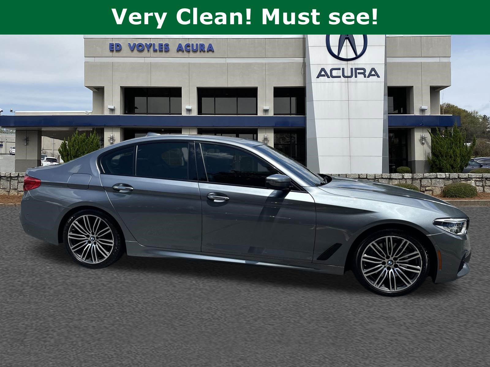 Used 2017 BMW 540i RWD image 4