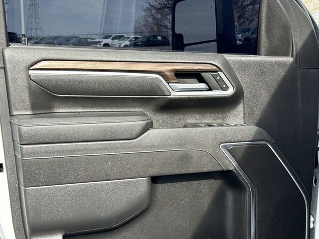 Used 2025 Chevrolet Silverado 2500 LT image 23