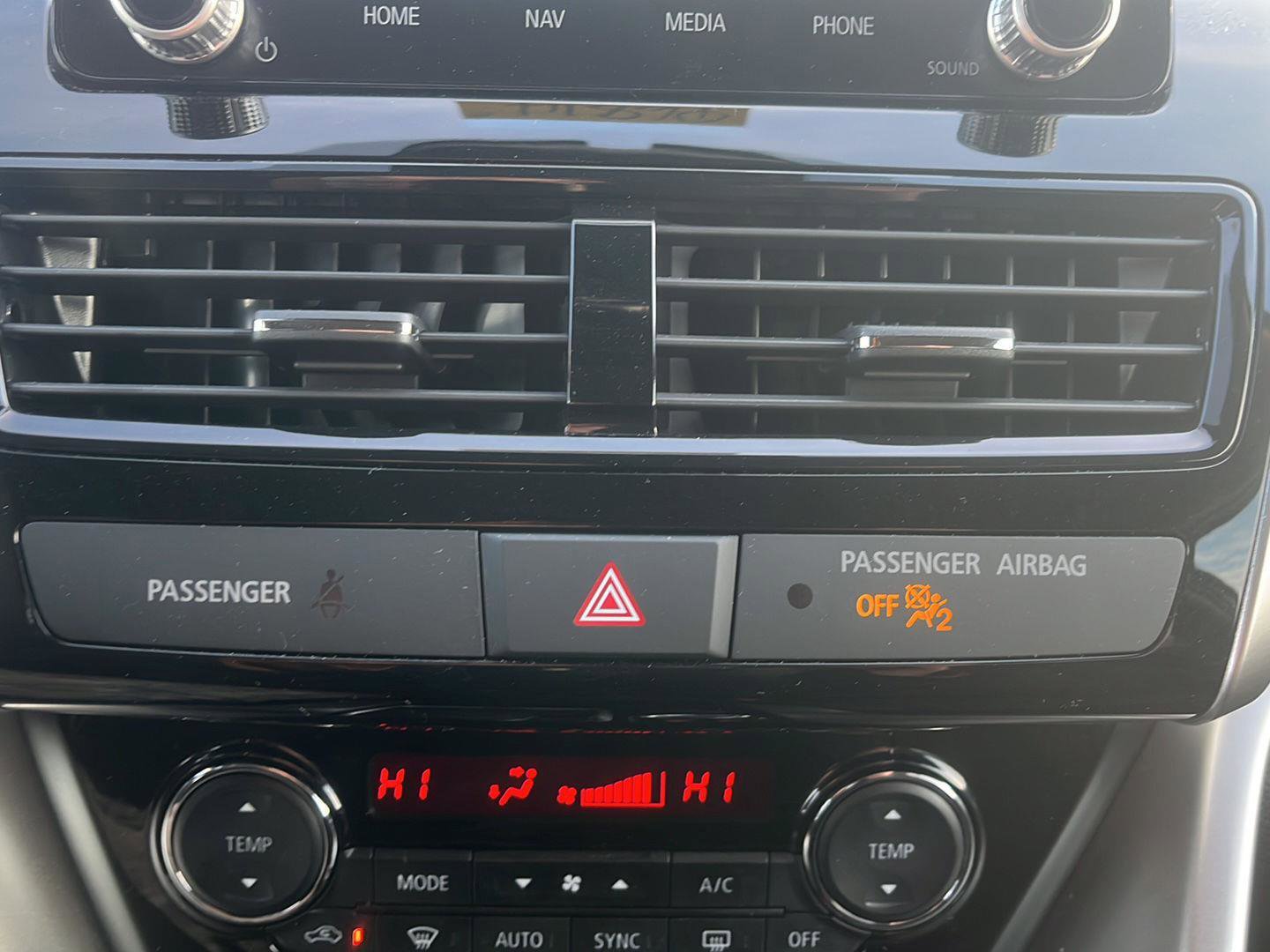 Used 2025 Mitsubishi Eclipse Cross SE image 19