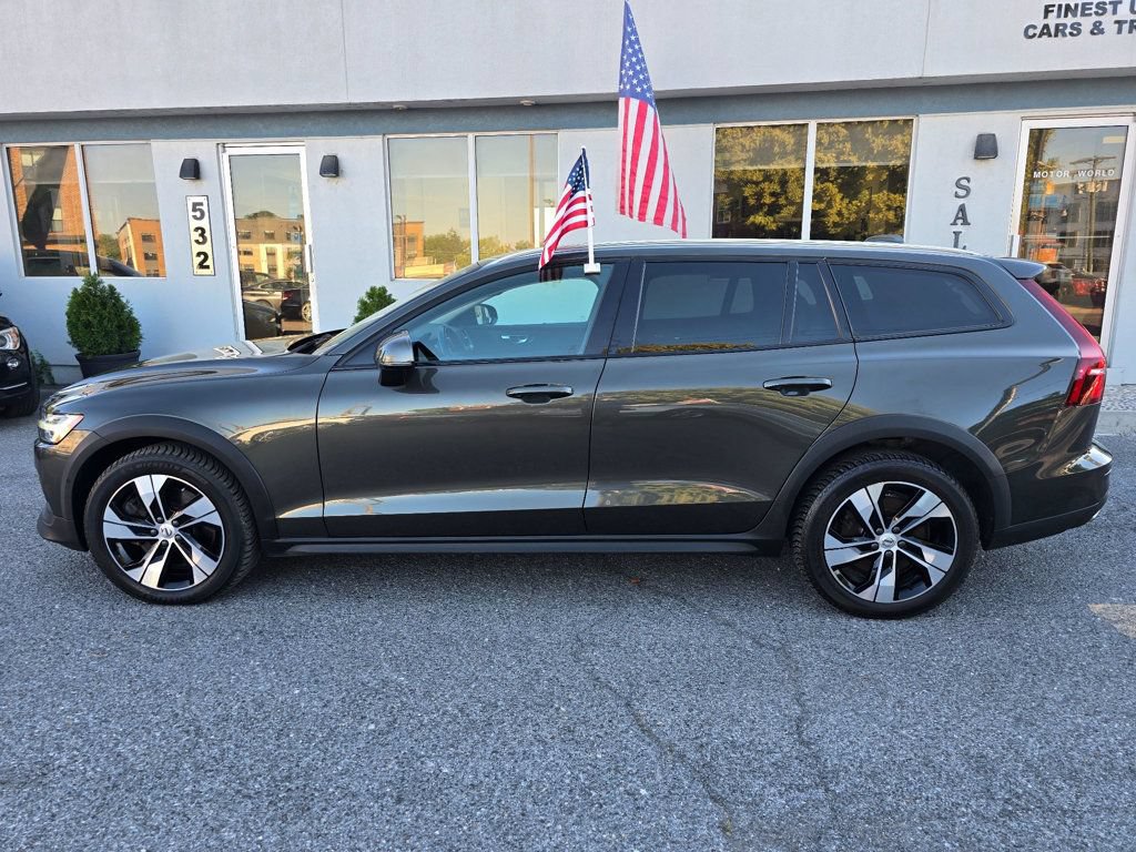 Used 2020 Volvo V60 T5 Cross Country w/ Protection Package Premier AWD/4WD image 7