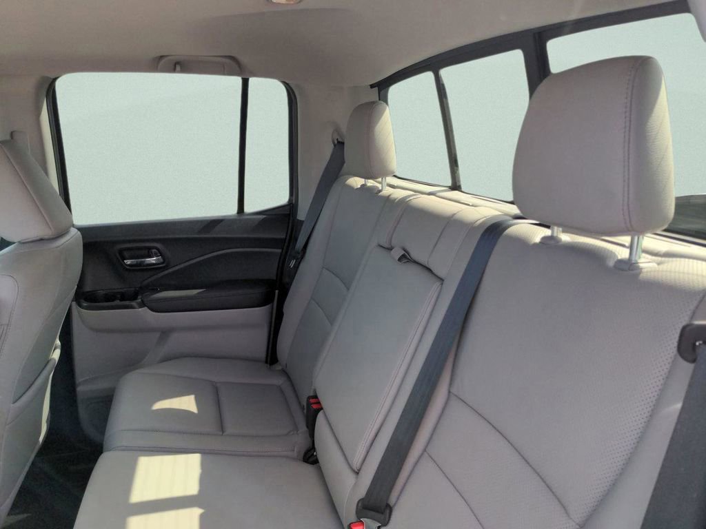 Used 2020 Honda Ridgeline RTL image 11
