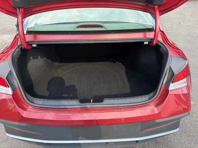 Used 2024 Hyundai Elantra SEL FWD image 15