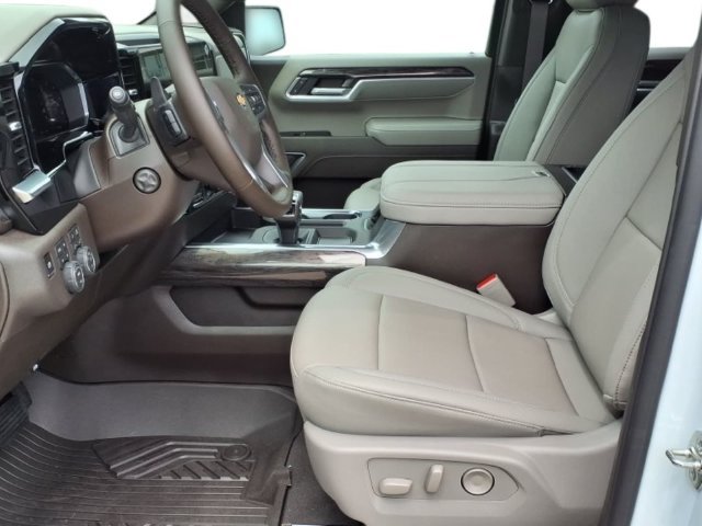 New 2026 Chevrolet Silverado 1500 LTZ w/ LTZ Convenience Package II AWD/4WD image 17