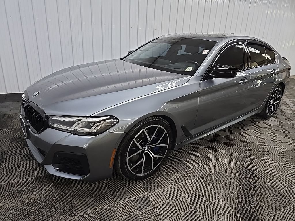 Used 2021 BMW M550i xDrive w/ Executive Package AWD/4WD image 9