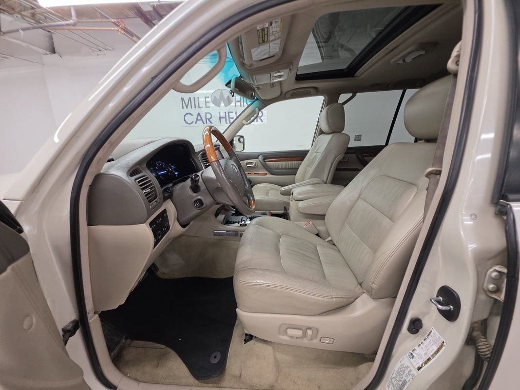 Used 2004 Lexus LX 470 4WD image 19