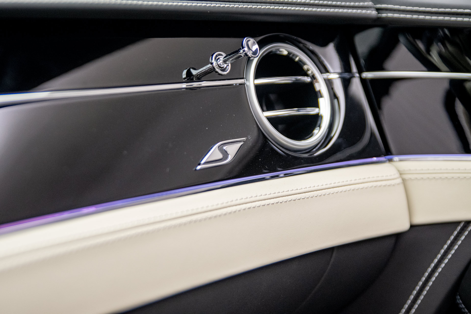 New 2026 Bentley Continental GT S AWD/4WD image 29