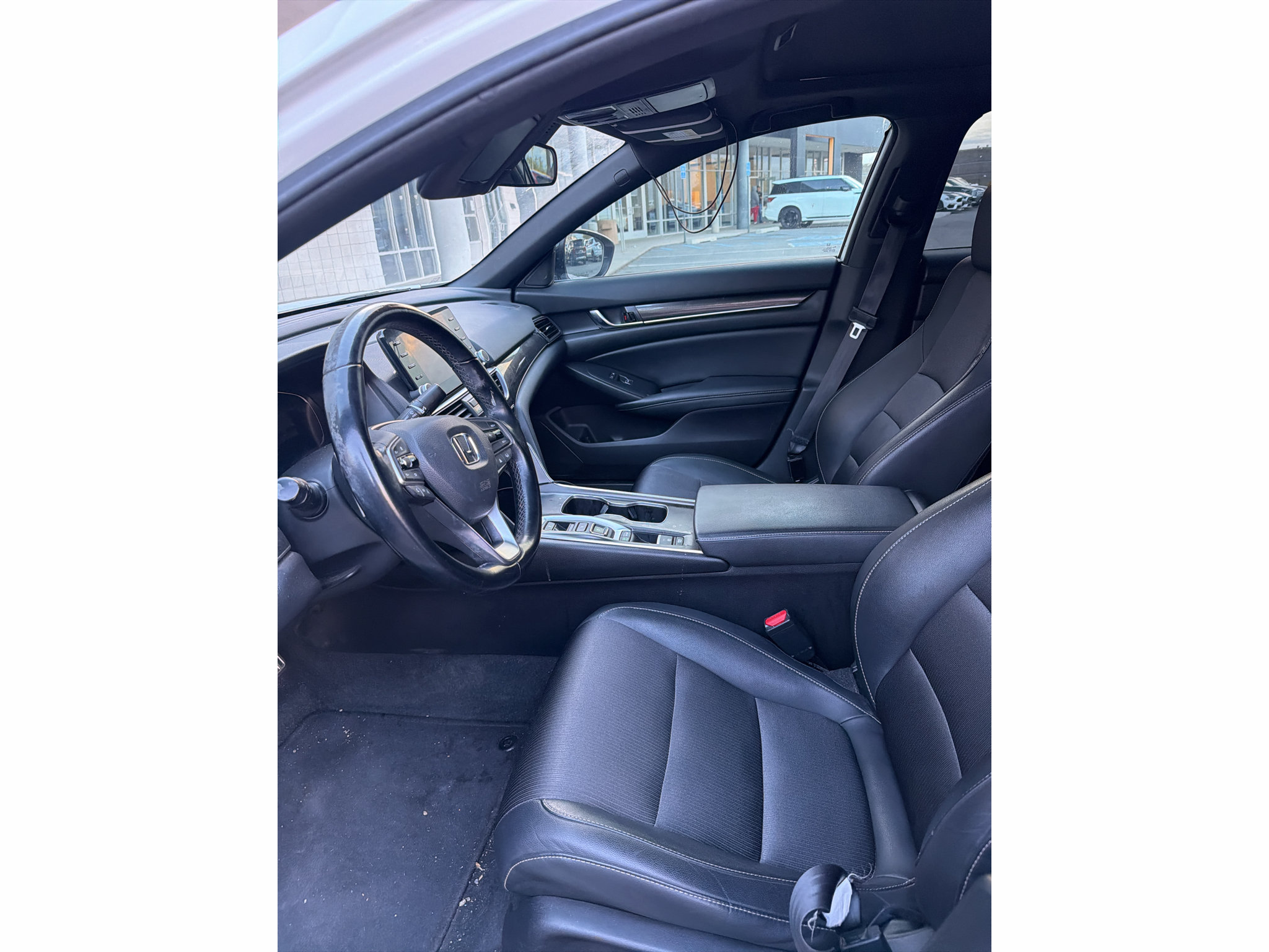 Used 2021 Honda Accord Sport image 2