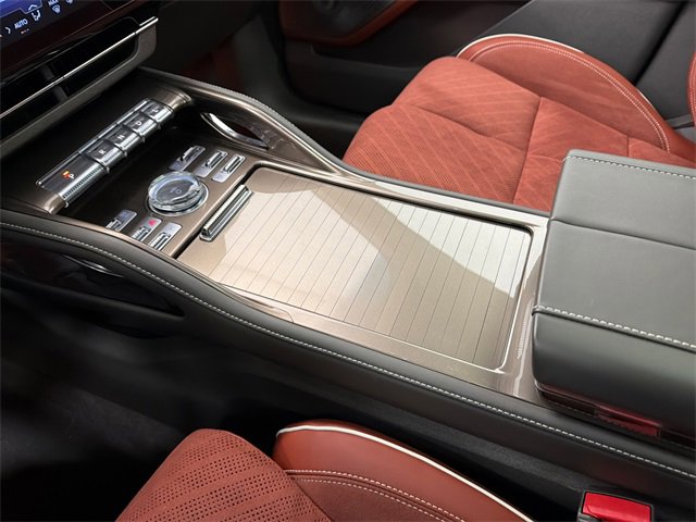 Certified 2024 Lincoln Nautilus Black Label w/ Jet Appearance Package (87T) image 32