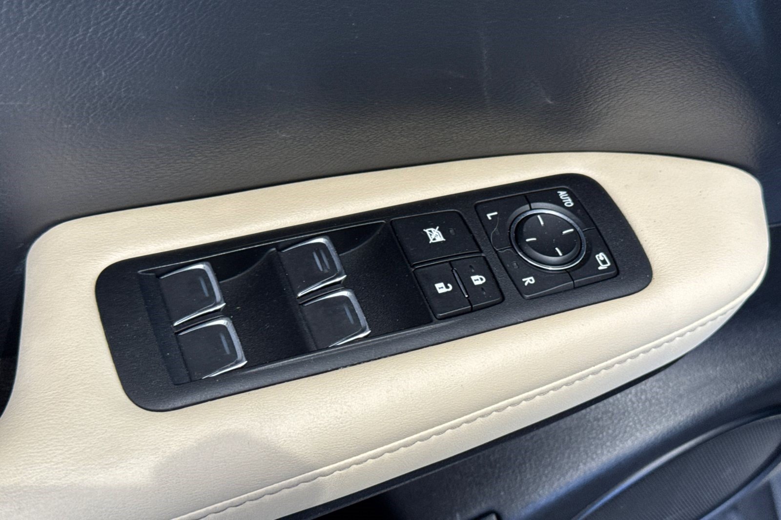 Certified 2022 Lexus RX 350 FWD w/ Premium Package image 13