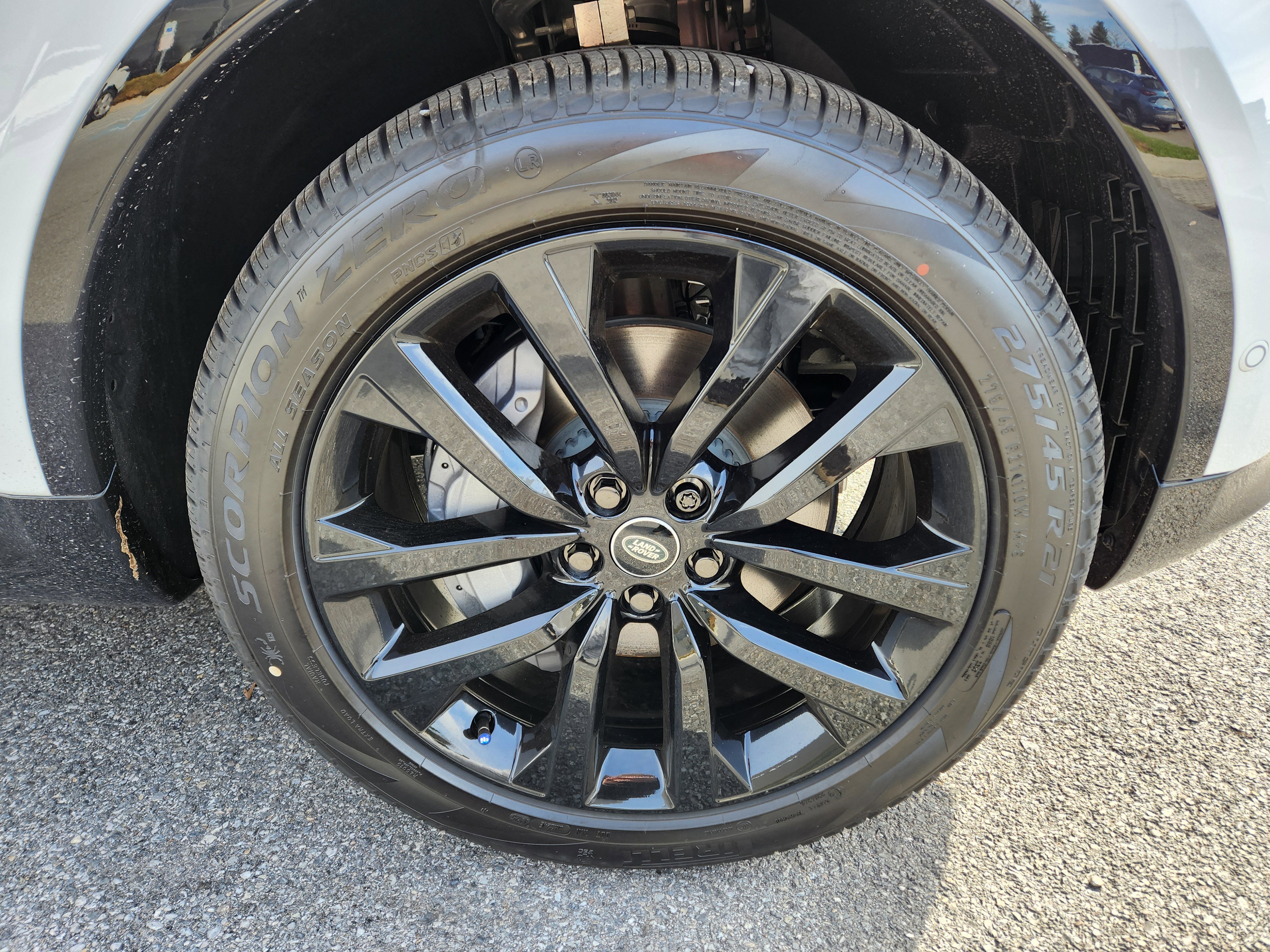 New 2026 Land Rover Discovery Dynamic SE AWD/4WD image 7