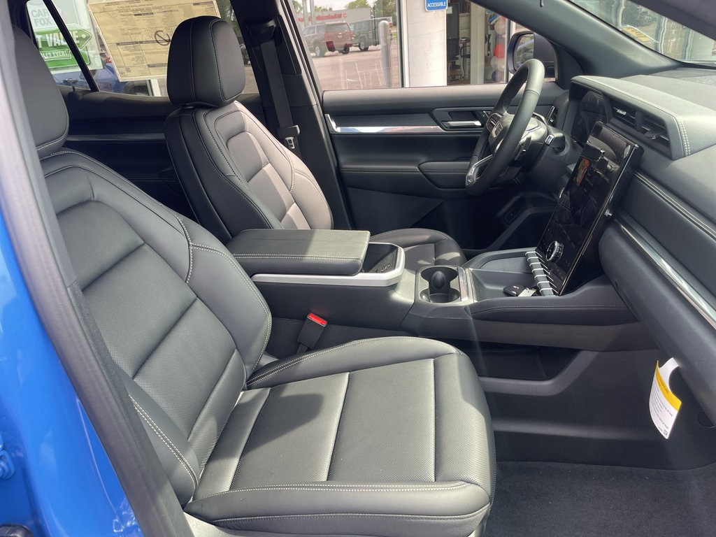 New 2026 GMC Terrain Elevation w/ Elevation Premium Package image 23