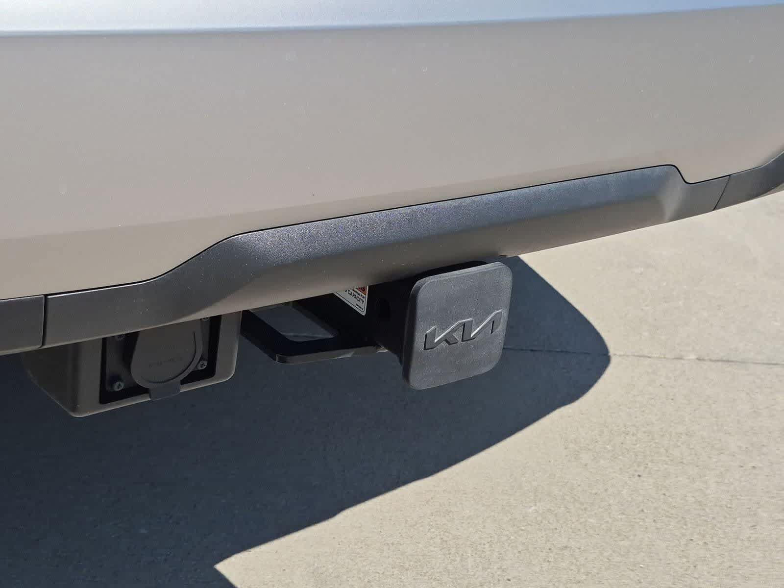 Used 2025 Kia Telluride LX FWD image 36