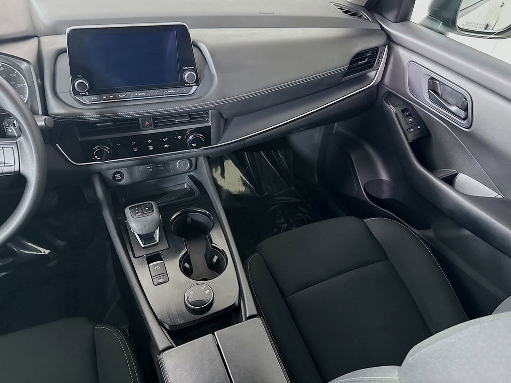 Certified 2024 Nissan Rogue S image 25