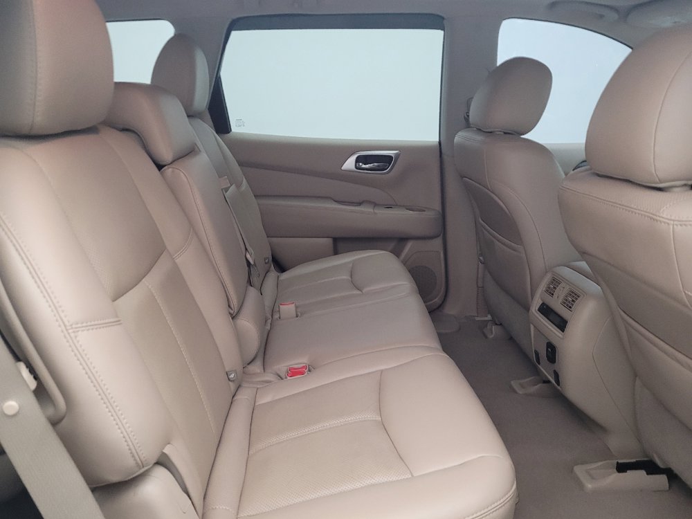 Used 2015 Nissan Pathfinder Platinum w/ Cargo Package AWD/4WD image 19
