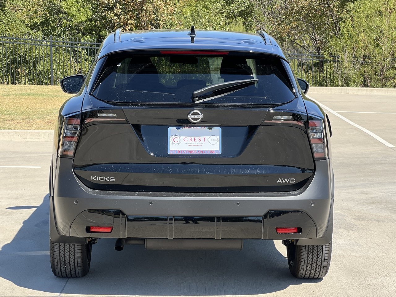 New 2027 Nissan Kicks SR AWD/4WD image 5