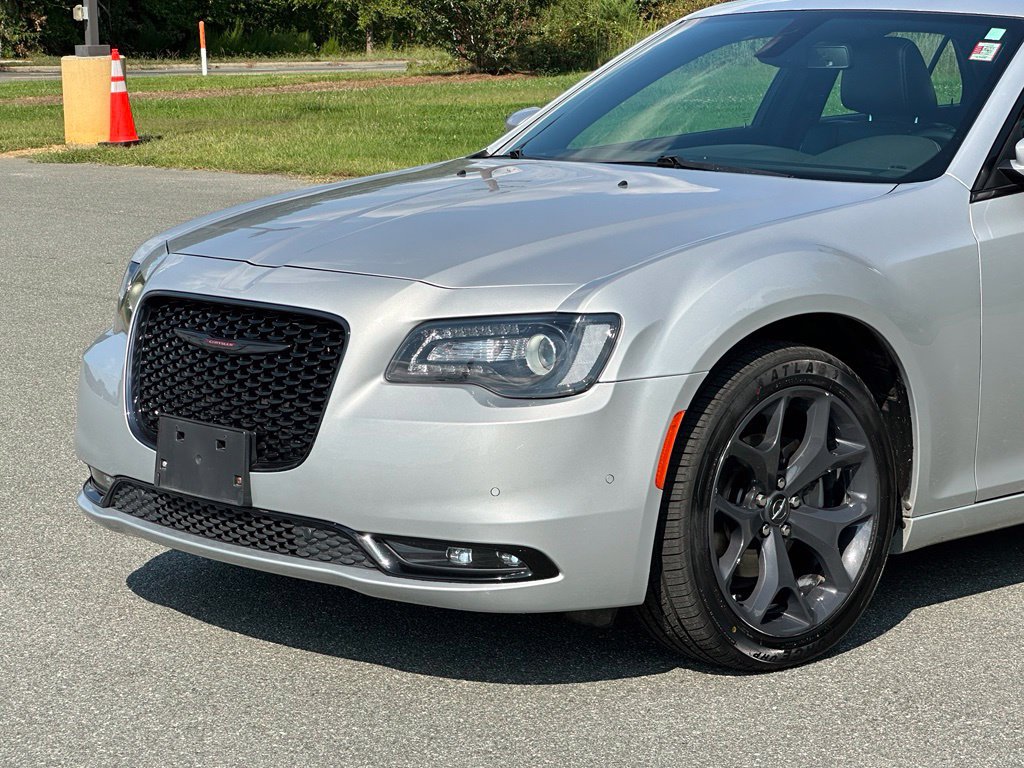 Used 2022 Chrysler 300 S RWD image 30