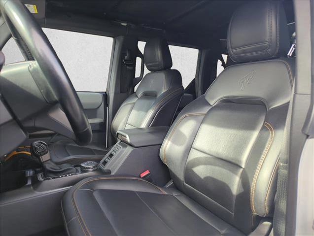 Used 2023 Ford Bronco Badlands image 18