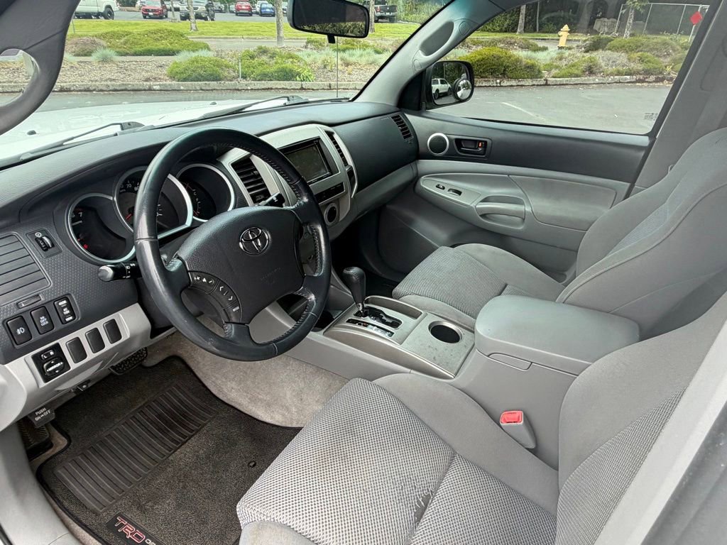 Used 2005 Toyota Tacoma PreRunner RWD image 7