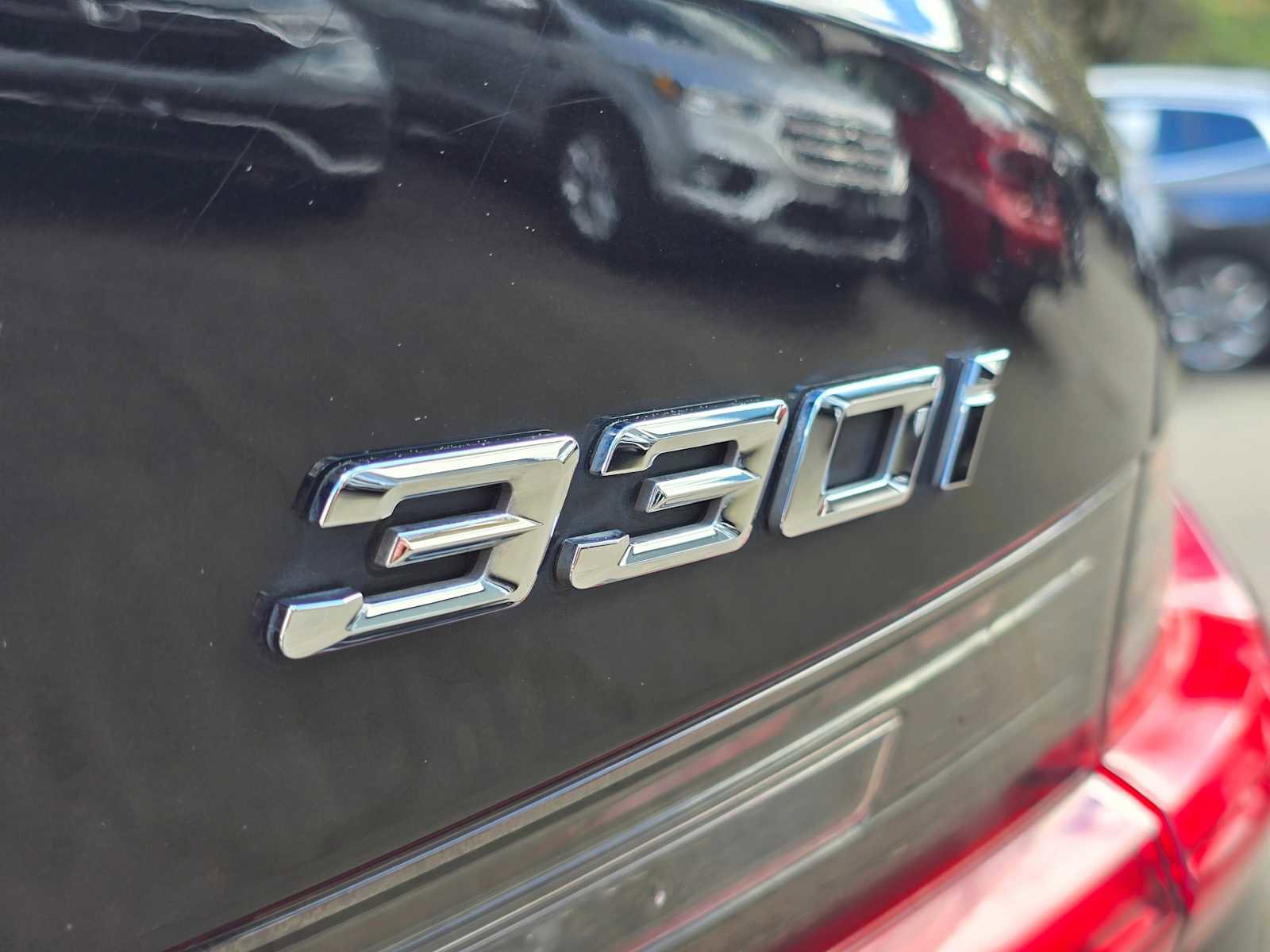 Used 2021 BMW 330i xDrive Sedan w/ M Sport Package image 14