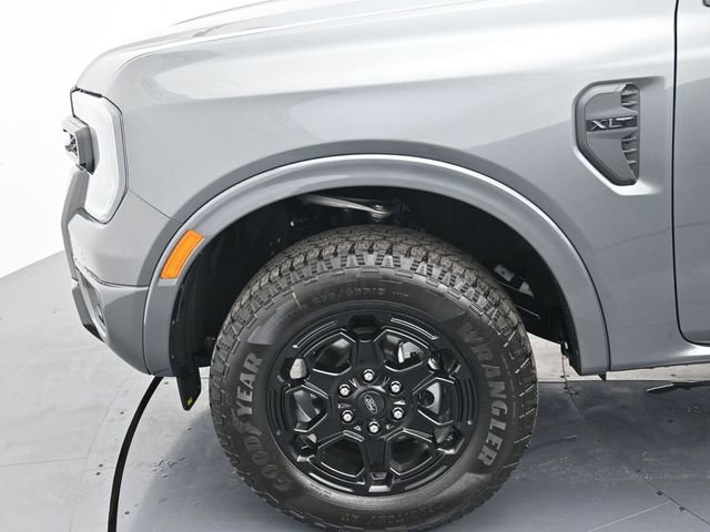 New 2025 Ford Ranger XLT w/ Equipment Group 301A High image 10