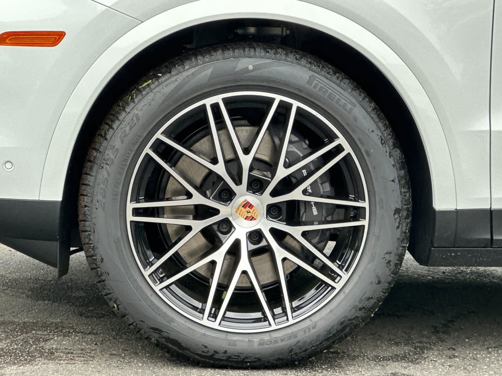New 2026 Porsche Cayenne AWD/4WD image 32