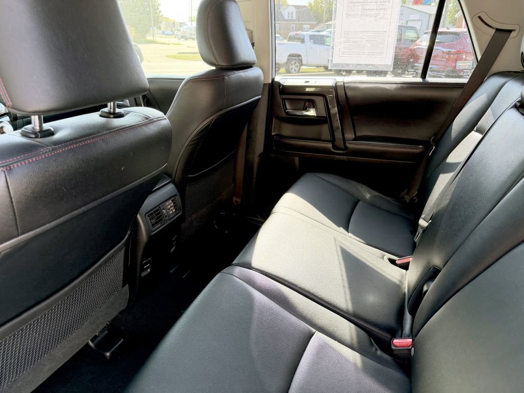 Used 2016 Toyota 4Runner Trail Premium image 10