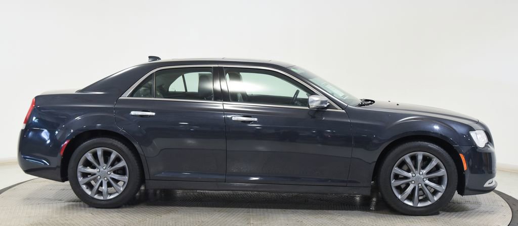 Used 2015 Chrysler 300 C Platinum w/ Harman/Kardon Audio Group AWD/4WD image 12