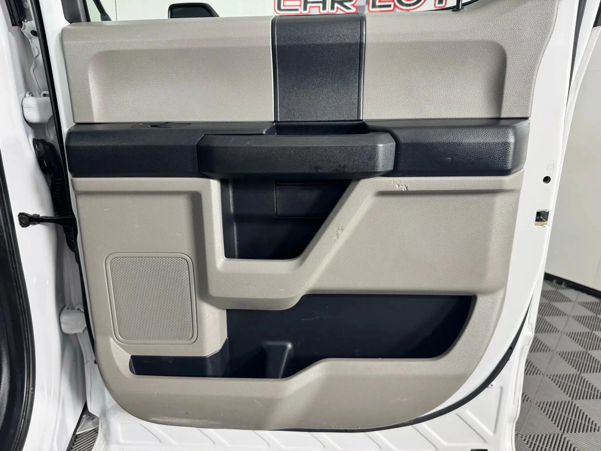 Used 2020 Ford F250 XL w/ Power Equipment Group image 30