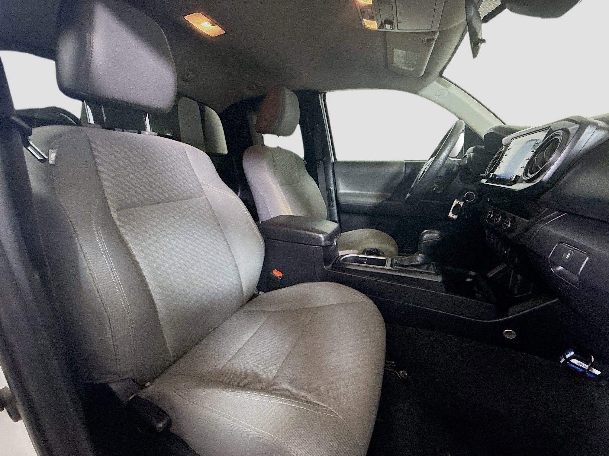 Used 2021 Toyota Tacoma SR image 28