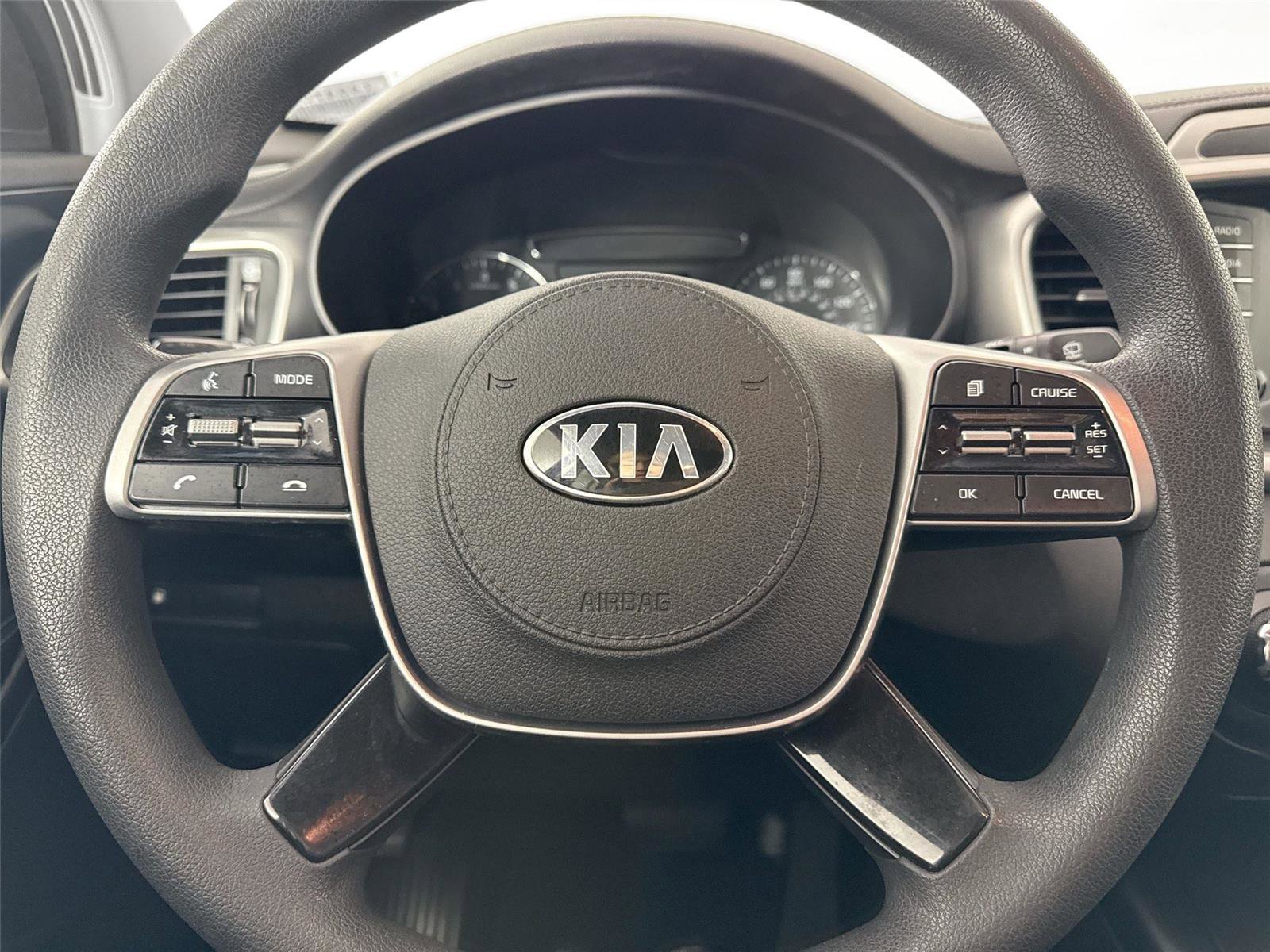 Used 2019 Kia Sorento LX image 15