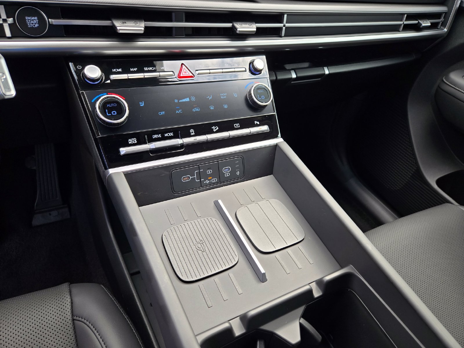 New 2027 Hyundai Santa Fe SEL FWD image 14