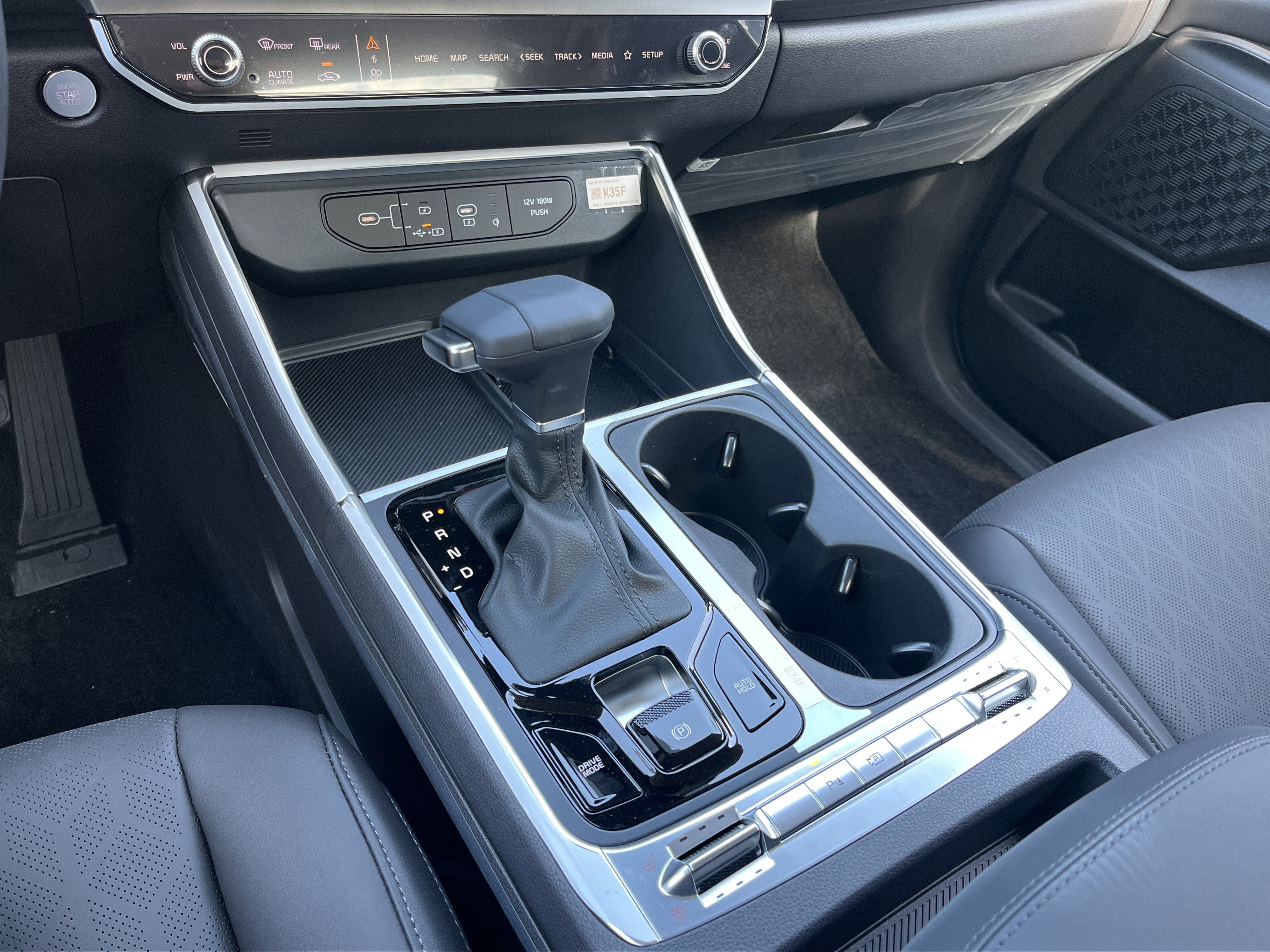 New 2026 Kia Carnival SX w/ SX Dark Edition Package image 13