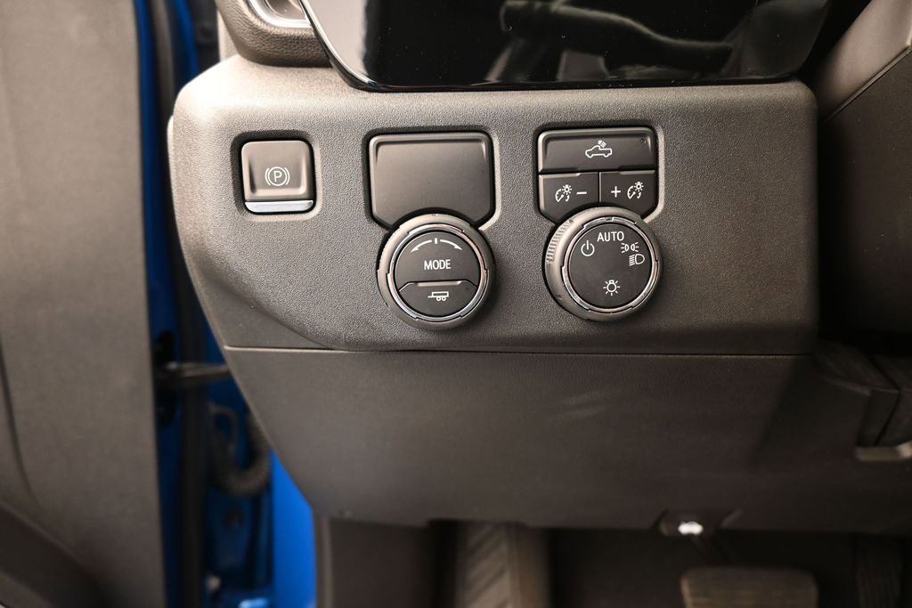 Used 2023 Chevrolet Silverado 1500 LT RWD image 32