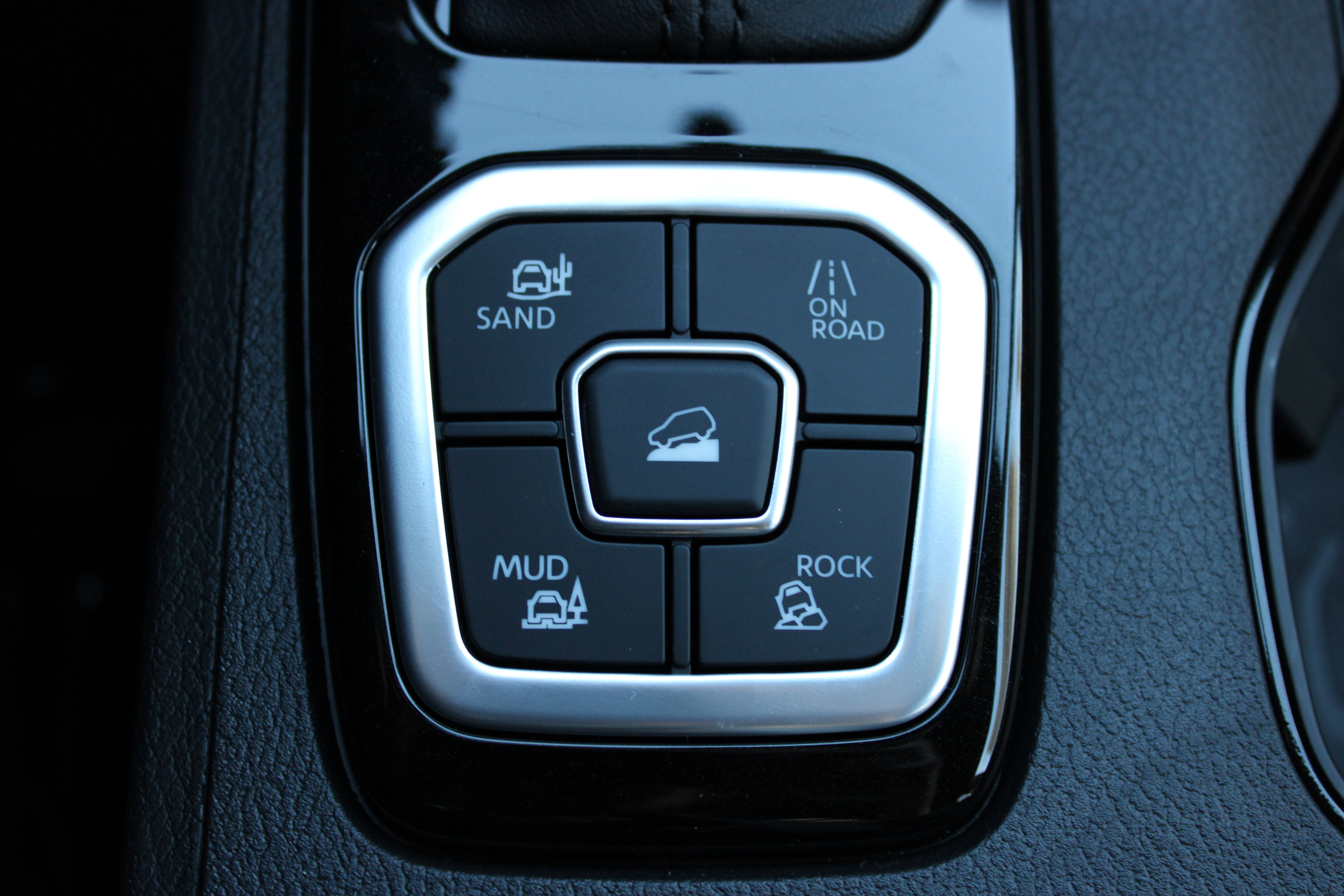 New 2026 Nissan Frontier SV image 19