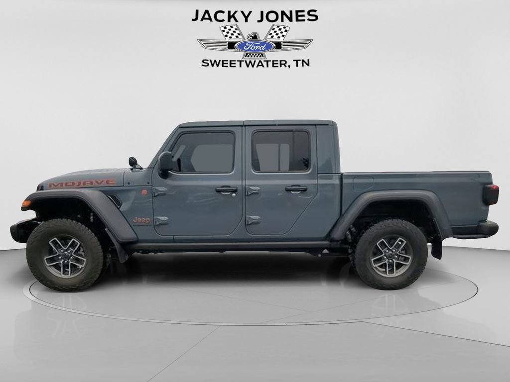 Used 2025 Jeep Gladiator Mojave w/ Steel Bumper Group image 5