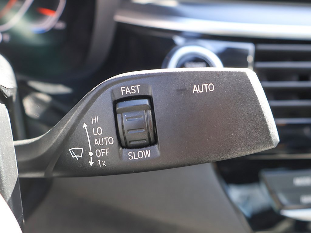 Used 2023 BMW 540i w/ M Sport Package image 47