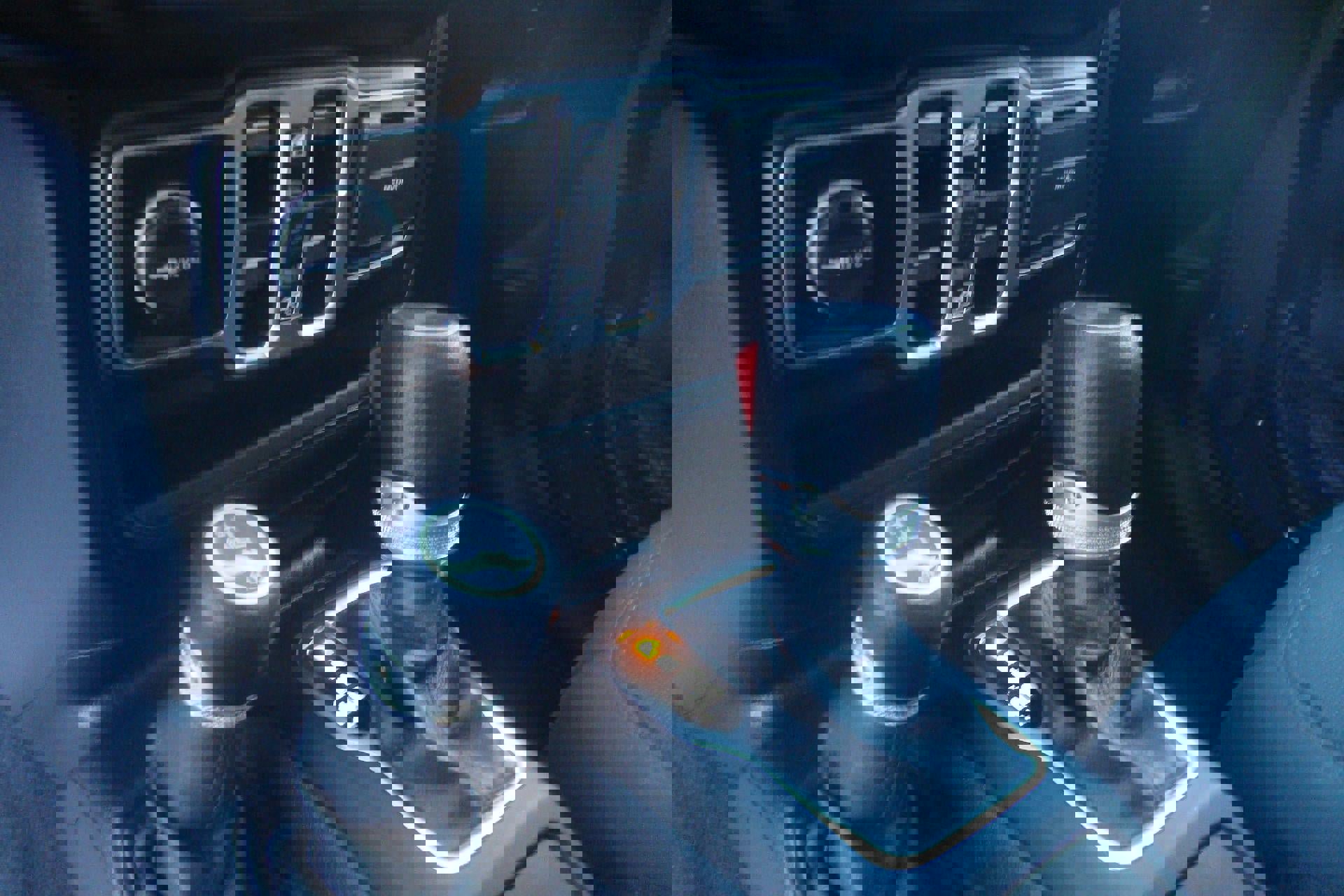 Used 2023 Jeep Wrangler Unlimited Sport image 12