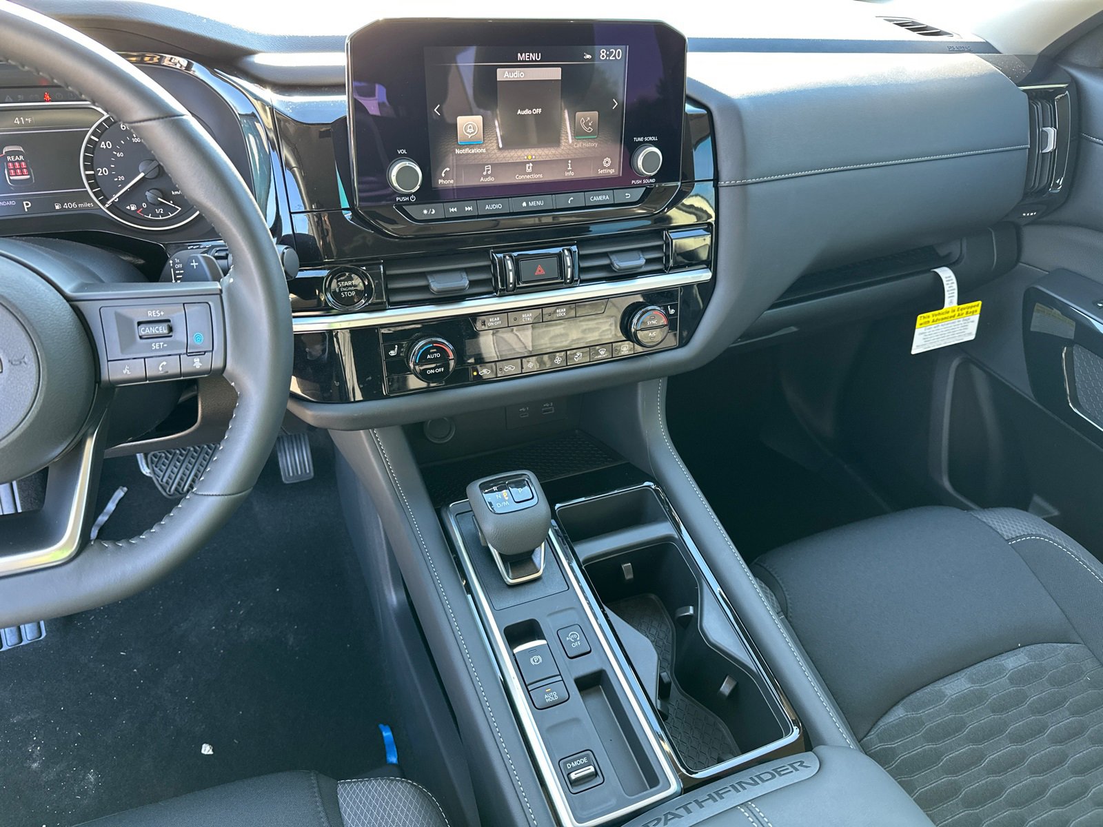 New 2025 Nissan Pathfinder SV w/ Black Appearance Package image 30