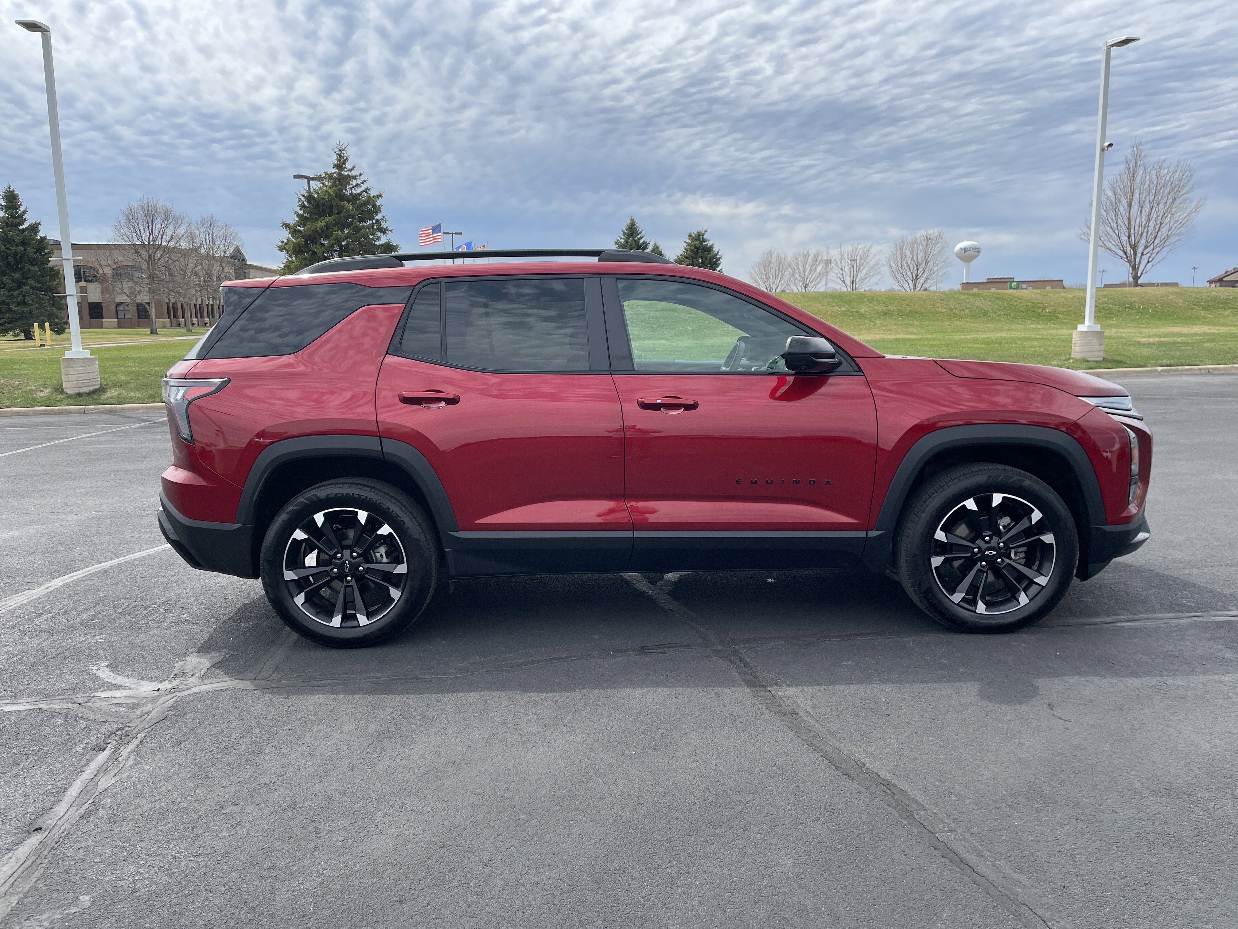 Used 2025 Chevrolet Equinox RS w/ Safety and Technology Package AWD/4WD image 6