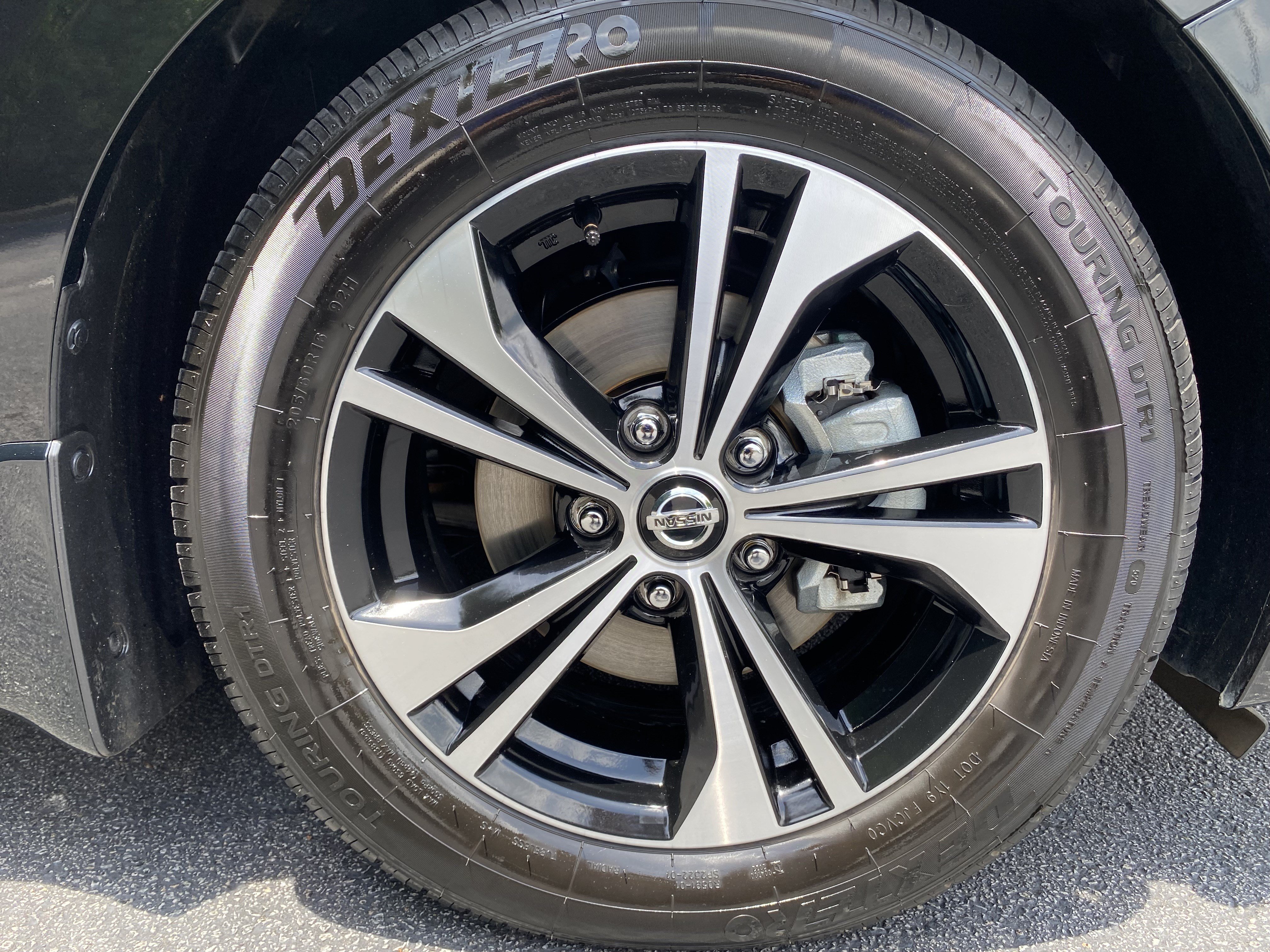 Used 2023 Nissan Sentra SV FWD image 12