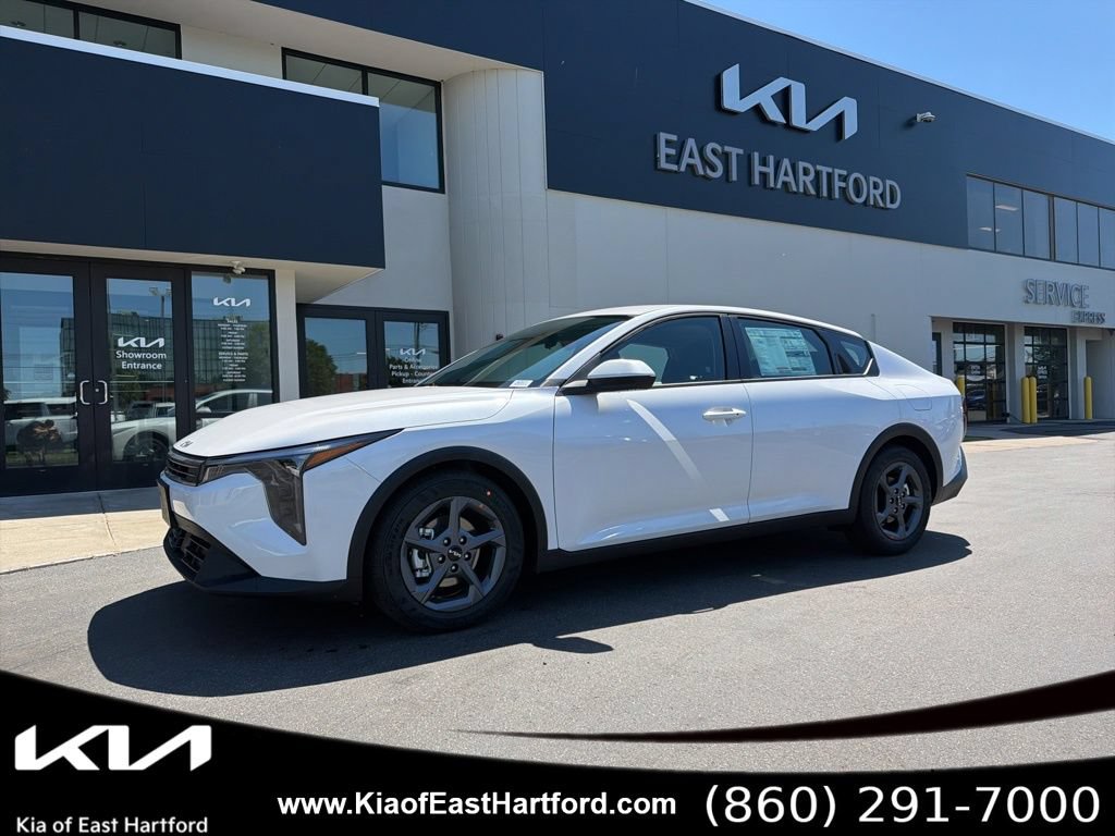 New 2026 Kia K4 FWD image 1