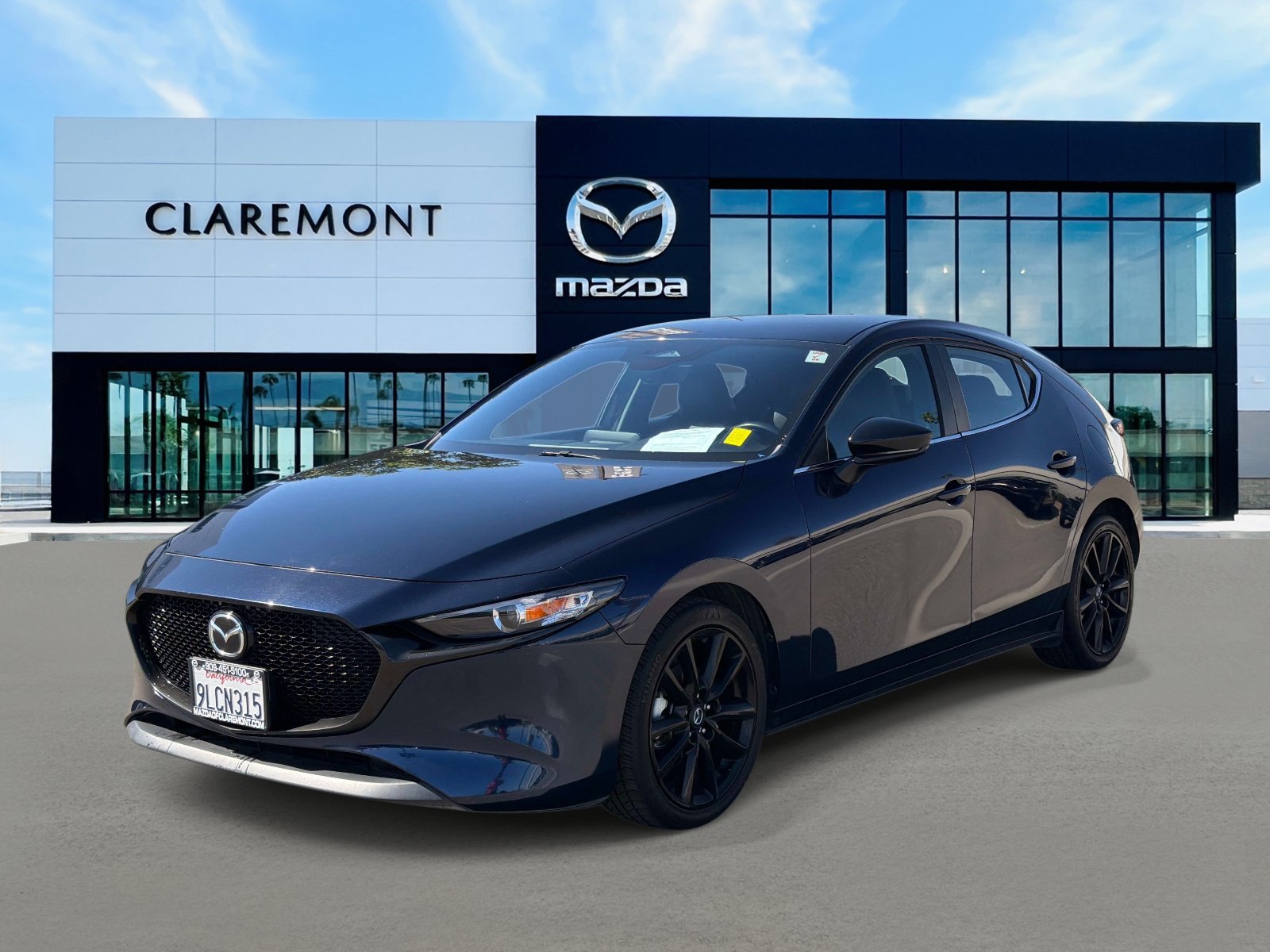 Used 2024 MAZDA MAZDA3 s FWD image 3