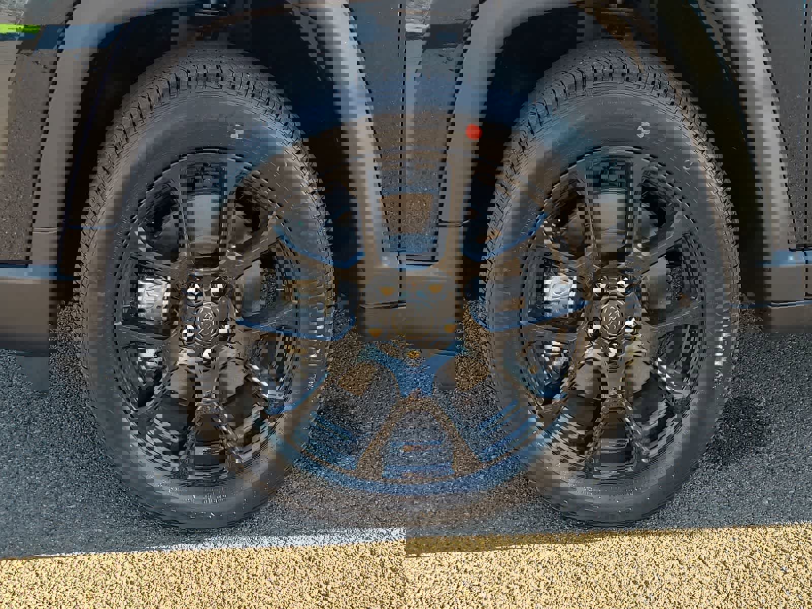 New 2026 Jeep Compass Latitude image 16