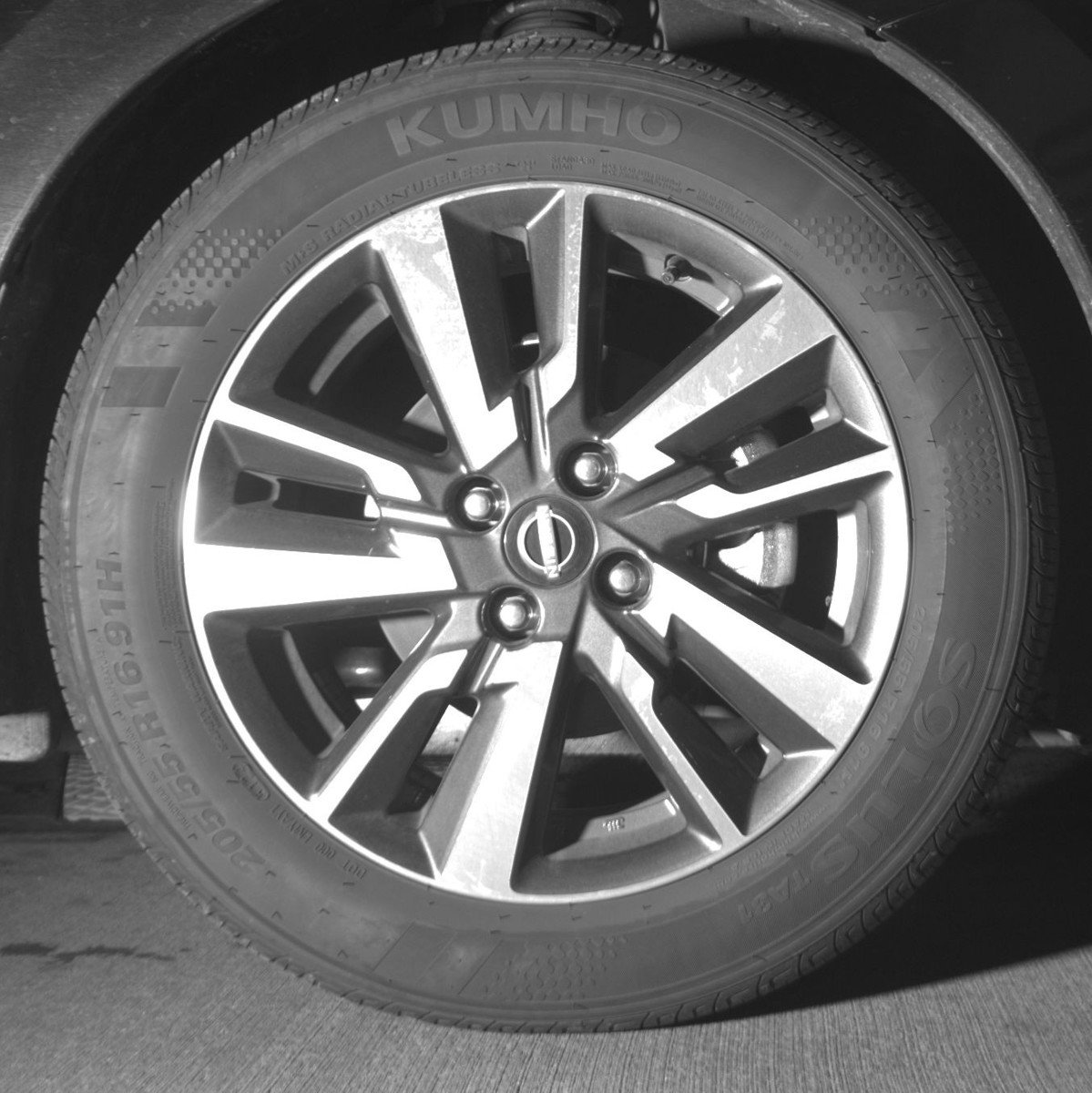 Used 2025 Nissan Versa SV image 13