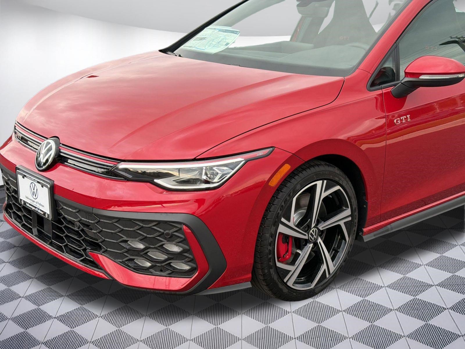 New 2026 Volkswagen Golf SE FWD image 20