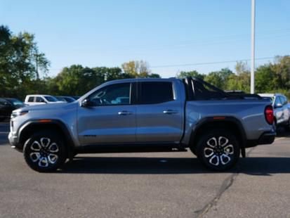 Used 2025 GMC Canyon AT4 w/ Nightfall Edition image 29