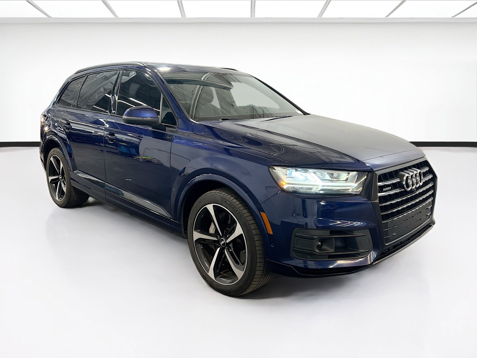Used 2019 Audi Q7 3.0T Prestige w/ Prestige Package image 3