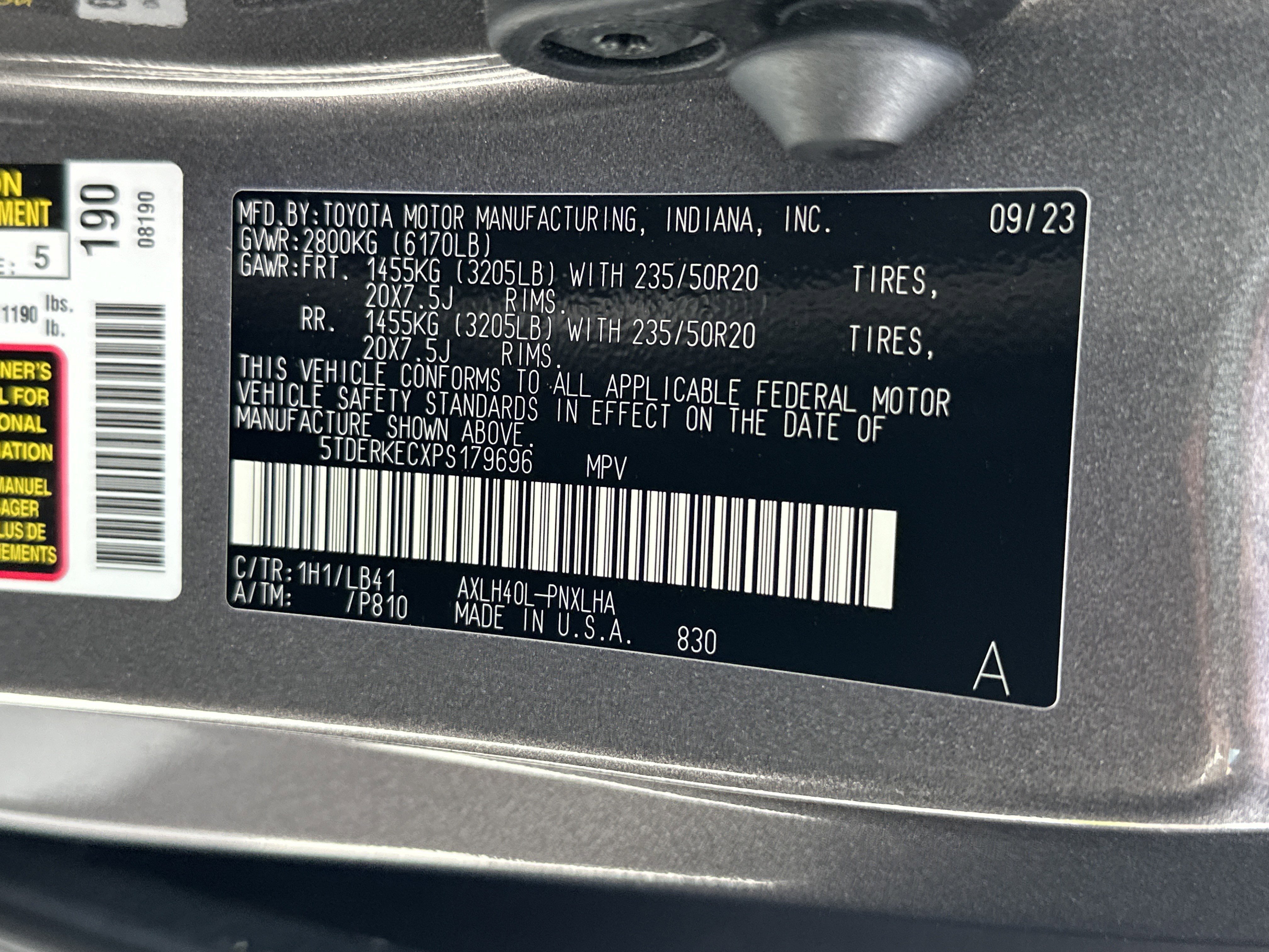 Certified 2023 Toyota Sienna Platinum FWD image 37